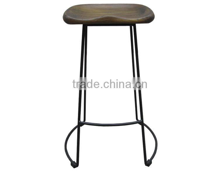 BS009D Wicker stool