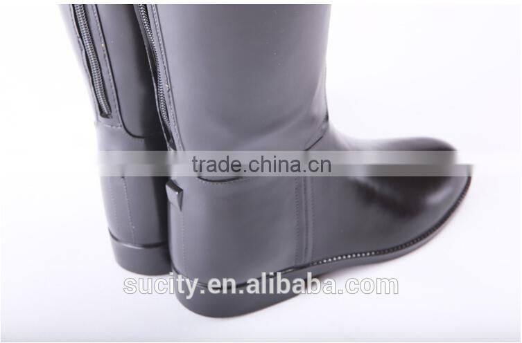 clear solid color black women rubber rain boots with back zipper