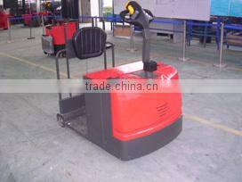 3T China price Electric tow tractor with hand operated