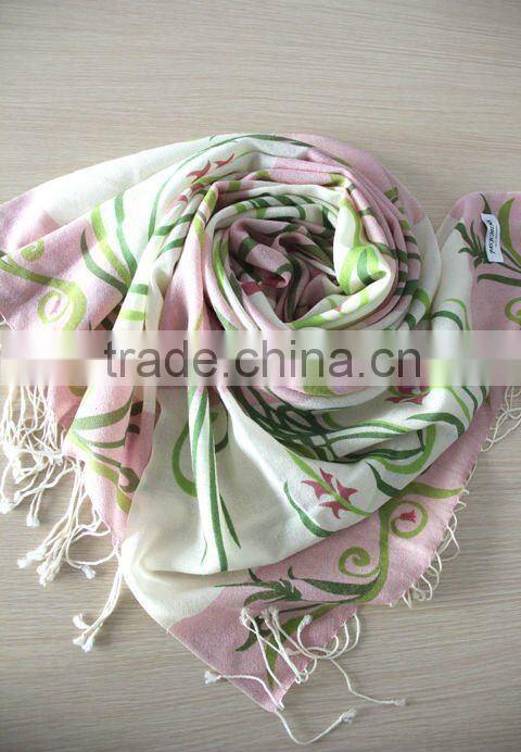 finest worsted wool printed pashmina shawls for woman