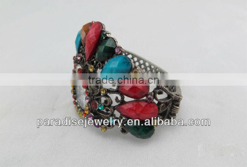 2013 New fashion peacock design alloy wide bangle watch for women-B32036