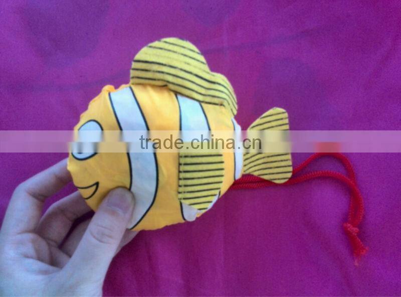 pull drawstring polyester made travel storage bag