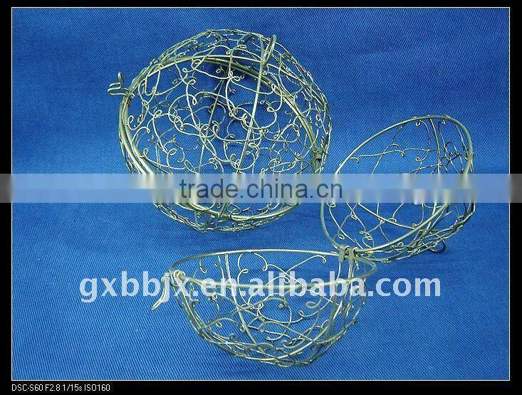 Gold iron decorative lighting ball set of two