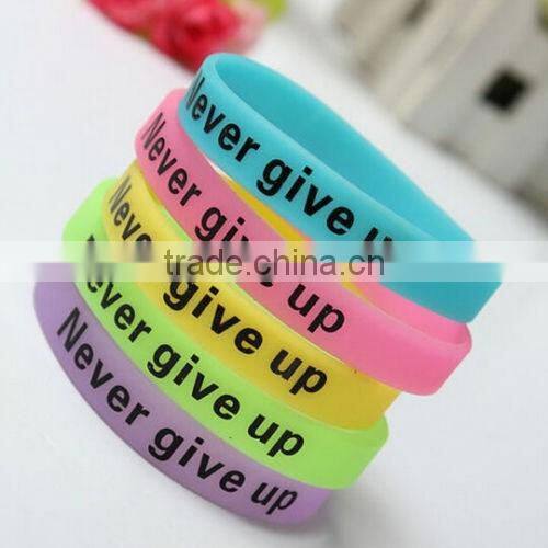 New Silicone Rubber Elastic Sport Wristband Cuff Bracelet Bangle Glow In Dark