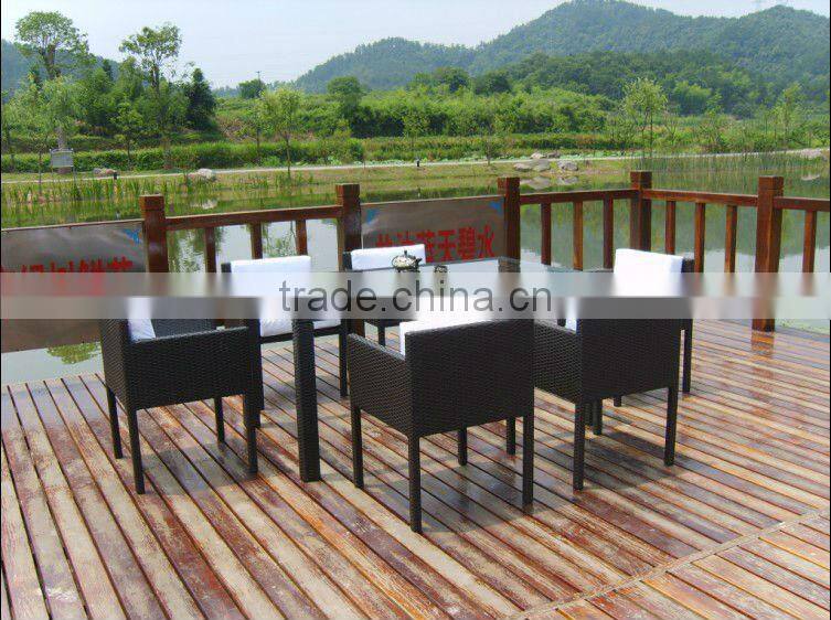 Durable Outdoor Rattan Furniture Table New T-106