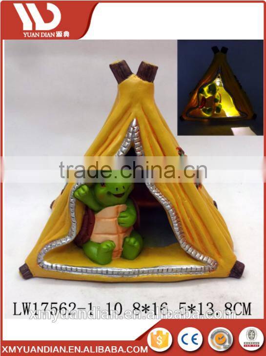Wholesale Factory Price Yellow Tent Smiling Turtle Shaped Polyresin Solar Street Light