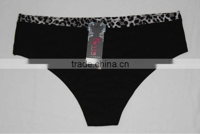 2014 Latest Design Seamless Bonded Thong Underwear Woman
