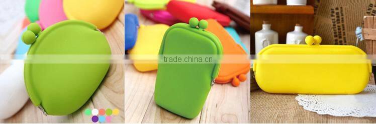 Various Design Fashionable Button Silicone Purse