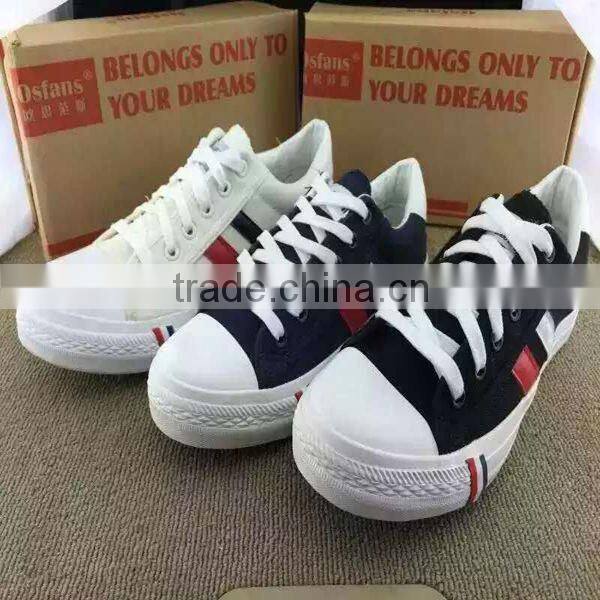 Trade Assurance Wholesale stock low price men canvas shoes high quality $1.5 dollar shoes