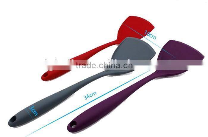 Food grade silicone kitchenware flexible cooking turner with stainless steel inserted