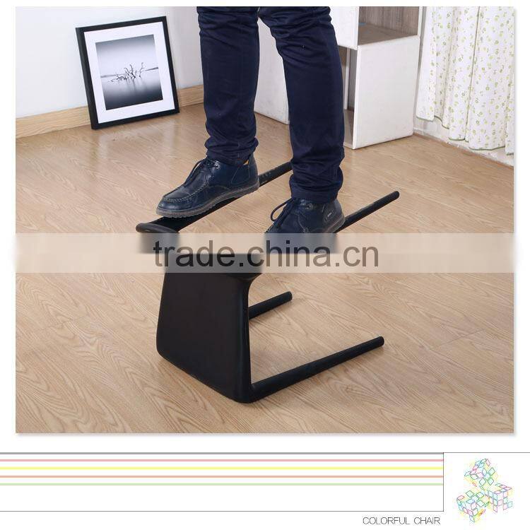 Wholesale colorful plastic dining chair