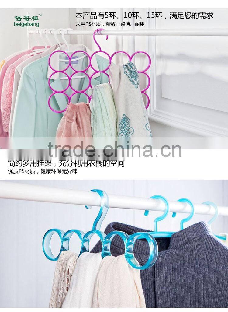 plastic cloth hanger