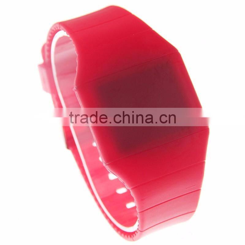 Very Low Price Low MOQ LED Silicone Electronic Girl and Boy Untra-thin Touch Screen Gift Wrist Watch