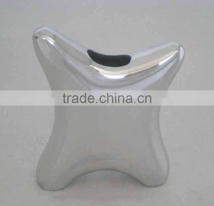 Handmade mirror finish polished recycled aluminum decorative vase
