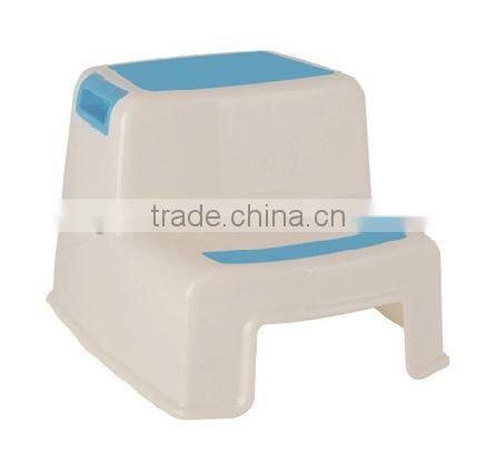 plastic children step stool with the non-slip point