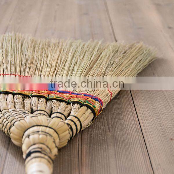 HOME SHORT HANDLE BROOM WITH BAMBOO