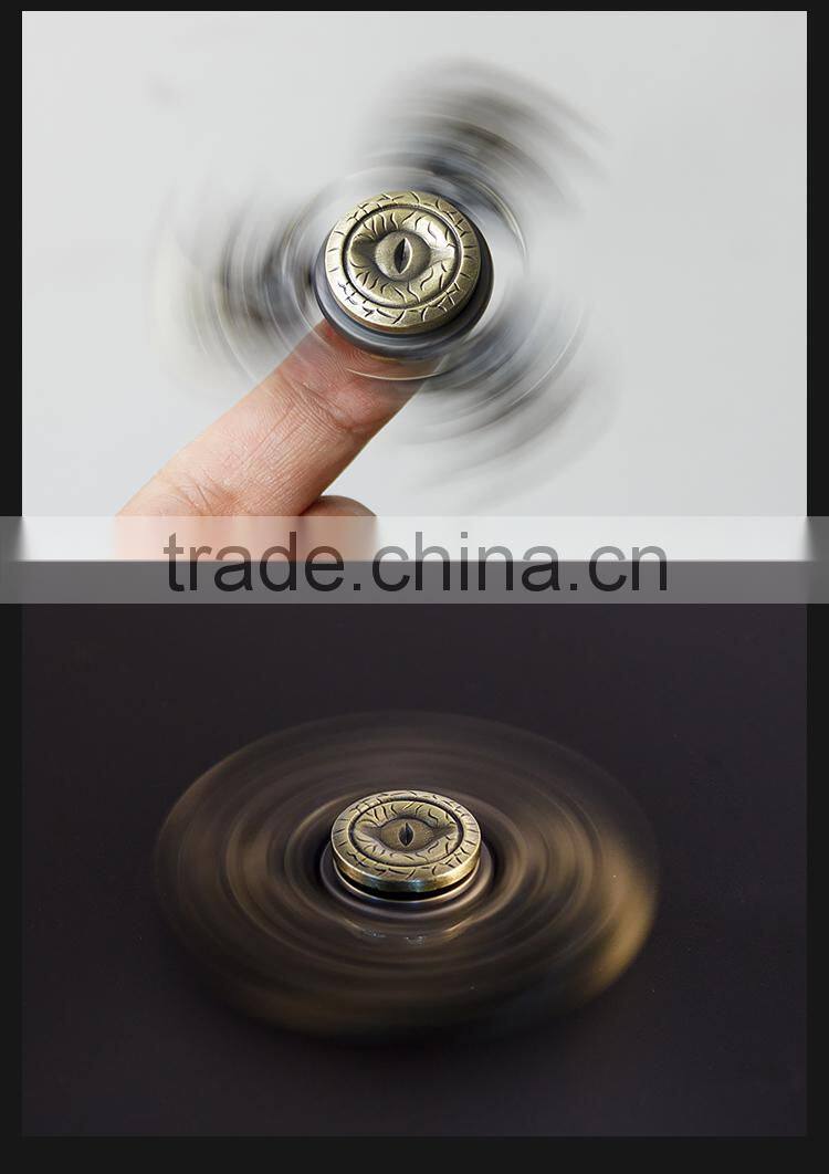 fingertip gyroscope magic eye bat tri spinner EDC hand spinner rotator fidget focus toy reduce stress decompression adhd stres