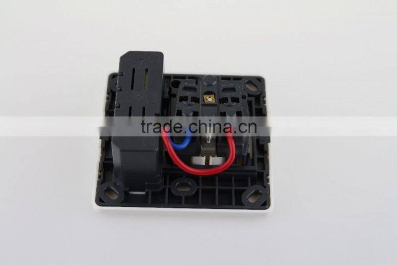 UK Plug Home Wall Sockets with Double USB 2.1A Socket Wall Charge Household Wall Outlet Hotel Dedicated Outlet Socket