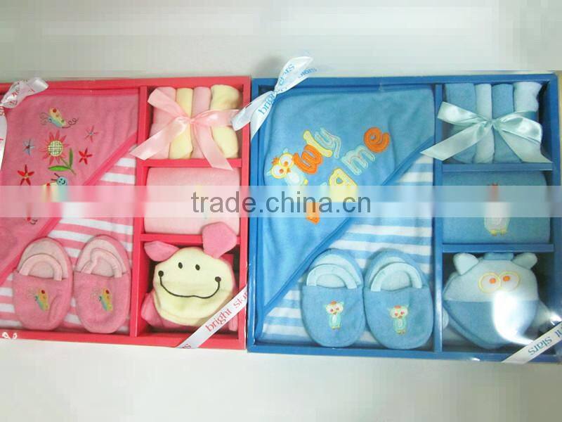 baby bath clothing gift set/hooded/slipper/bib/washcloth/wash mitten