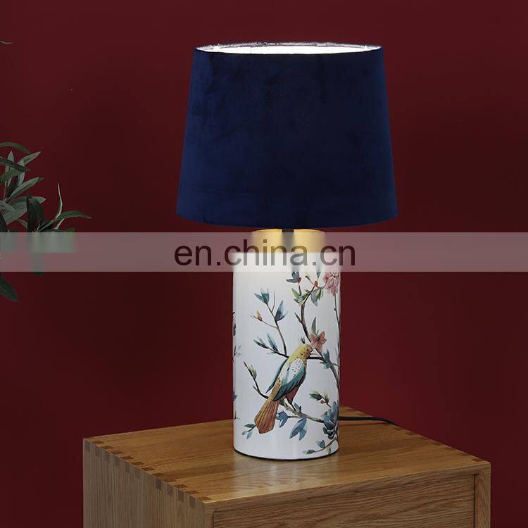Elegant modern design flower and bird living room desk porcelain night lamp for hotel decor