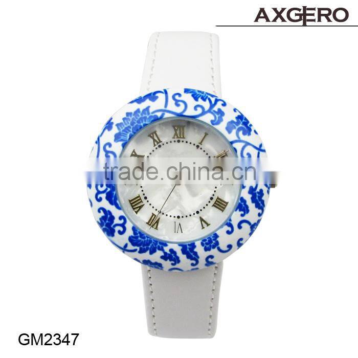 2016 new arrival fashion vintage quartz leather watch women