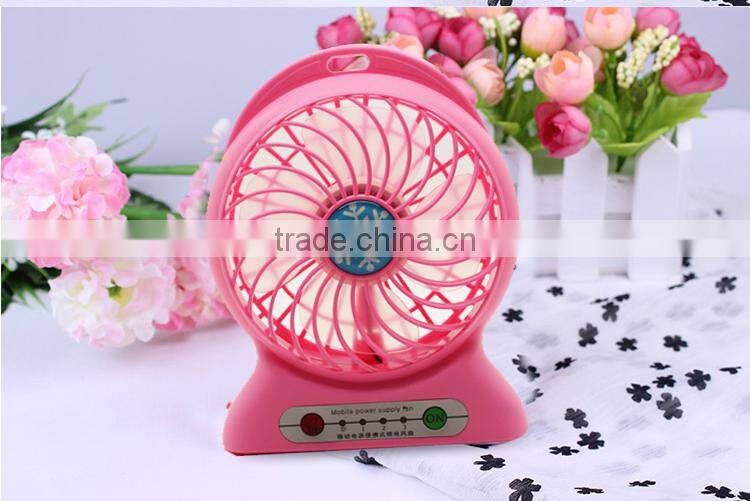 Hot new products 2016 gifts fan with power bank supply . portable power bank fan in america