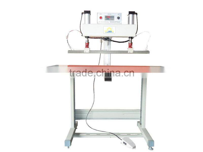 raincoat reflective strip seamless sealing machine