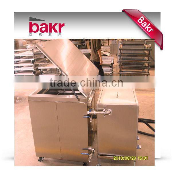 industrial washing machine with filter device