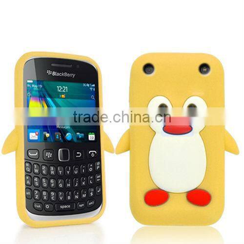 PENGUIN SILICONE SKIN Mobile Phone Case COVER FOR BLACKBERRY CURVE 9320