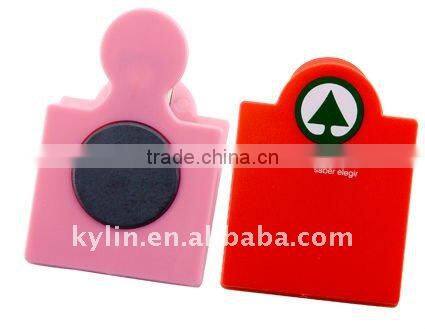 plastic magnetic clip