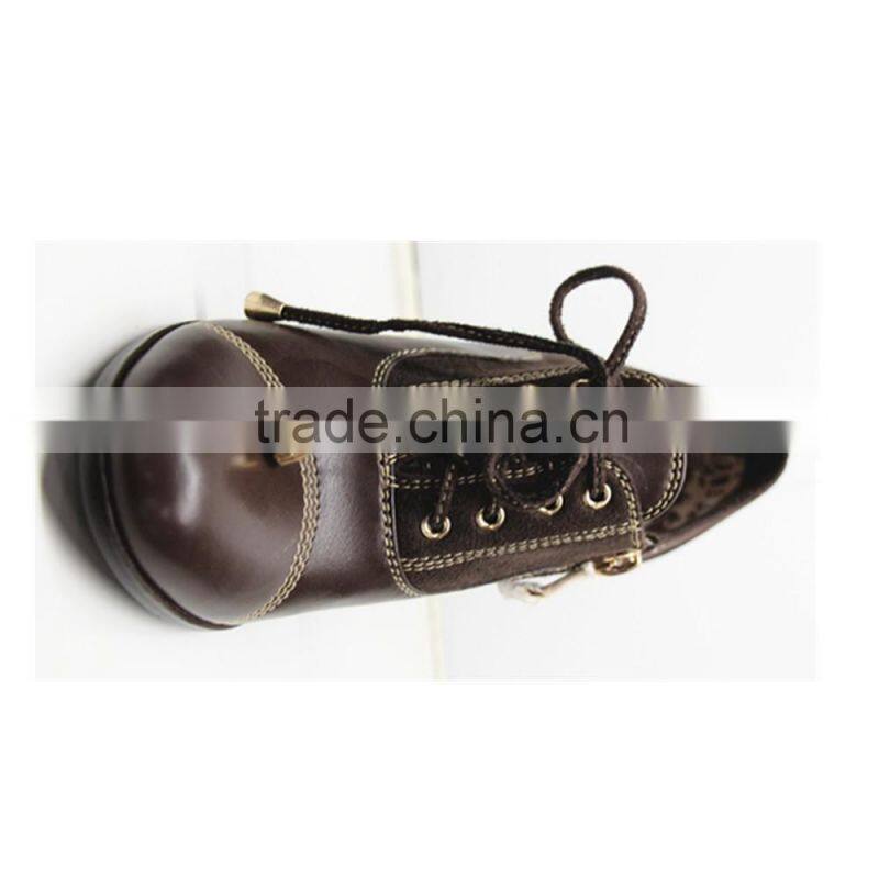 Fashion design and favorable pictures of casual shoes