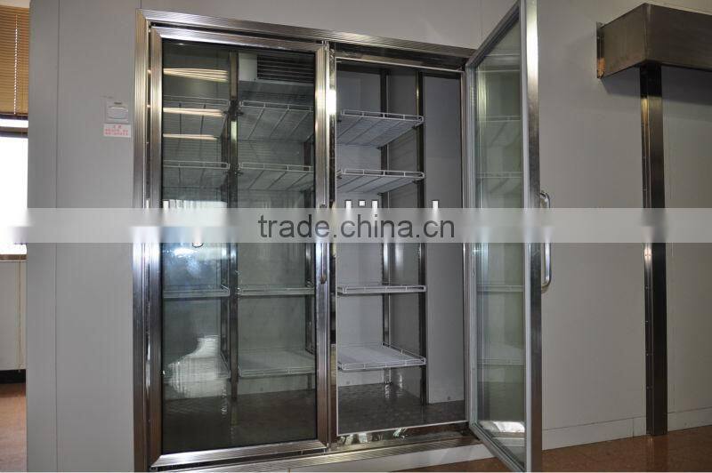 walk in cooler for beverage dispay