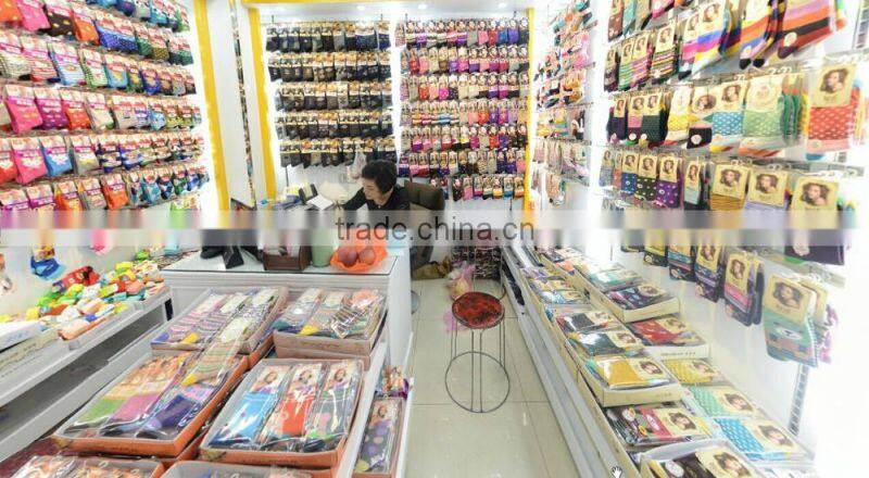 Cotton yoga socks with grips