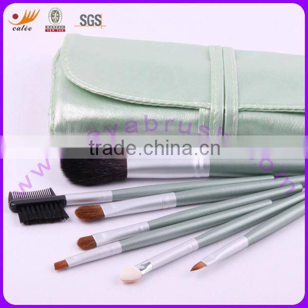 Light Bule Makeup Brushes Kits For Professionals With Pouch