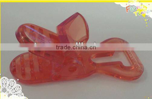 Colorful small plastic clothes clips