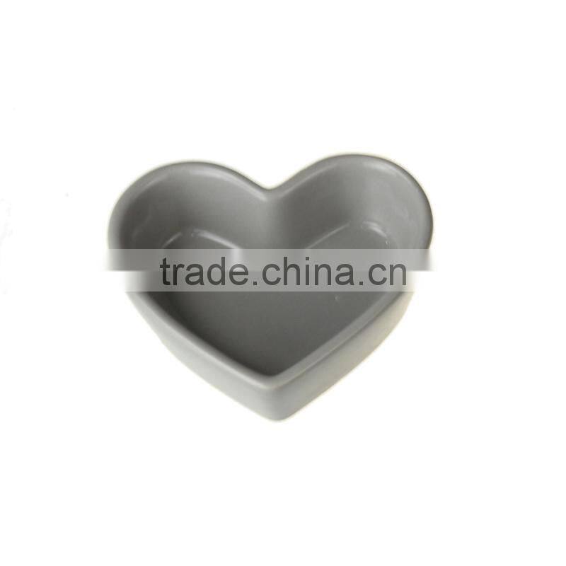 3.5"blue color heart shaped mini ceramic cute bakeware