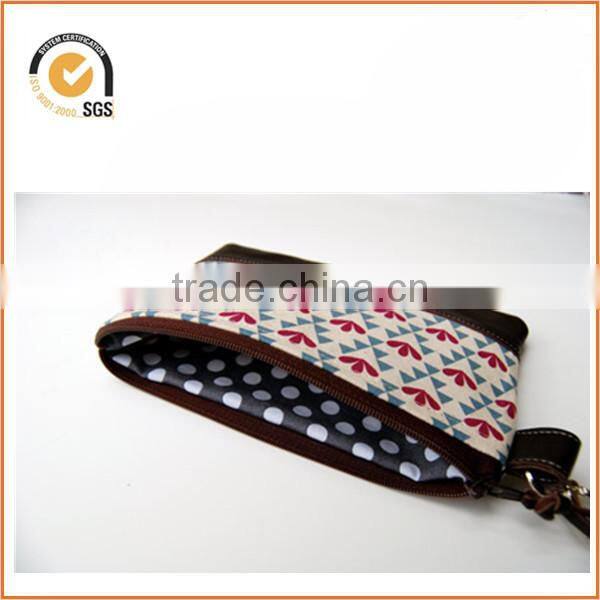 Triangles and Flower Print Print Cotton Canvas Mini Wallet / Zipper Pouch / Repurposed Leather By Chiqun Dongguan CQ-H02015