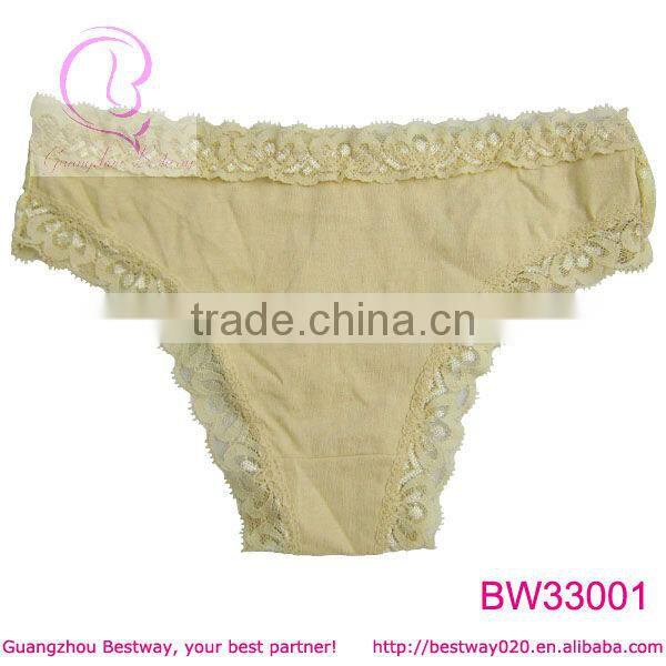 Hot sale yellow cotton panties with lace & bow in apparel