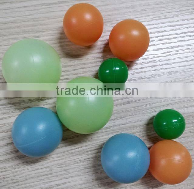 32mm colorful luminous PE plastic hollow ball