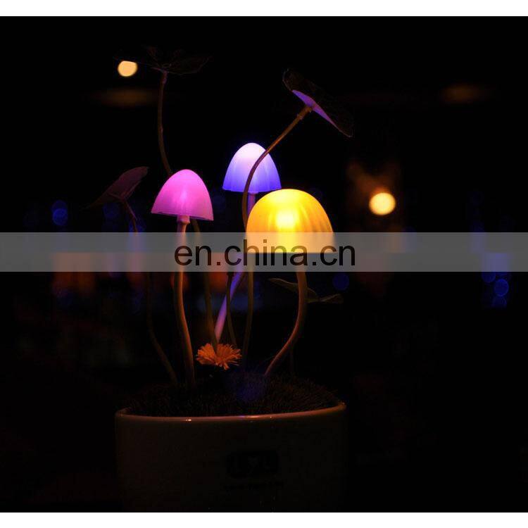 Wholesale price mushroom night lamp cute fashion desin lamp night light for bedroom dorm living room