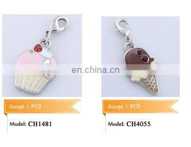 Round Metal Tag with Engraved I Love You Sign Language Symbol, Wholesale Sign Language Charm