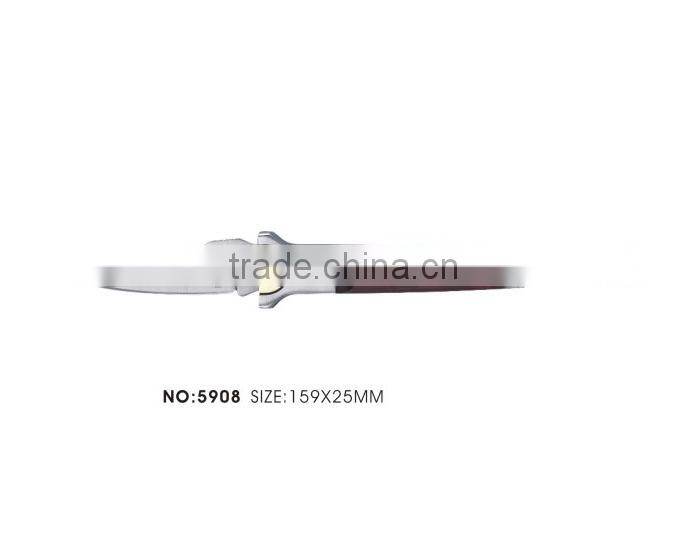 Stainless steel knife for outdoor survival