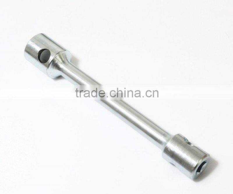 zinc plated heavy duty bolt tire wrench
