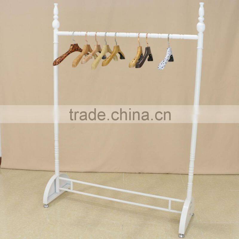 QD-F154 Elegant metal floor standing clothes exhibition display rack
