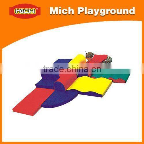 Cheap kids indoor soft play equipment