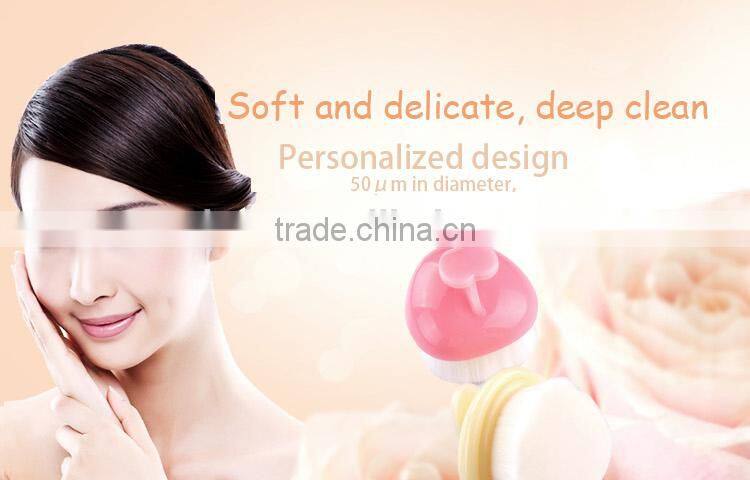 Mini beauty needs handy girl face cleaning brush