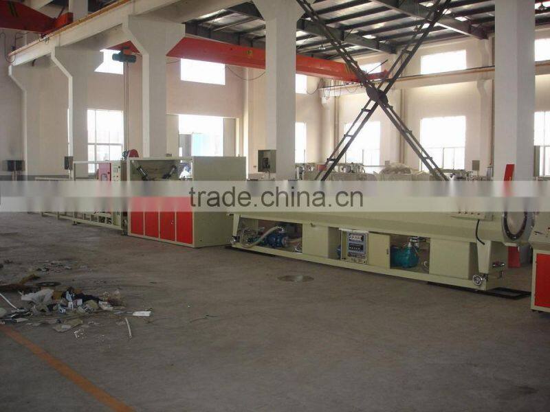 PVC sewer pipe machine