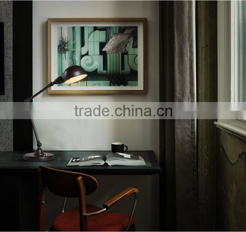 VDE Living Room Antique Style LED Table Lamp