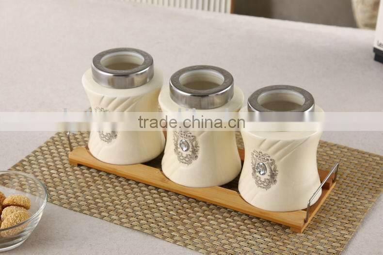 Airtight ceramic jar with bamboo rack