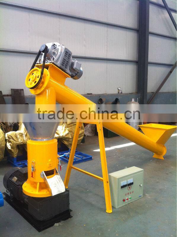 2014 Newly Saled SKJ 300 CE approved Flat-Die pellet mill/pellet machine with Screw Conveyor